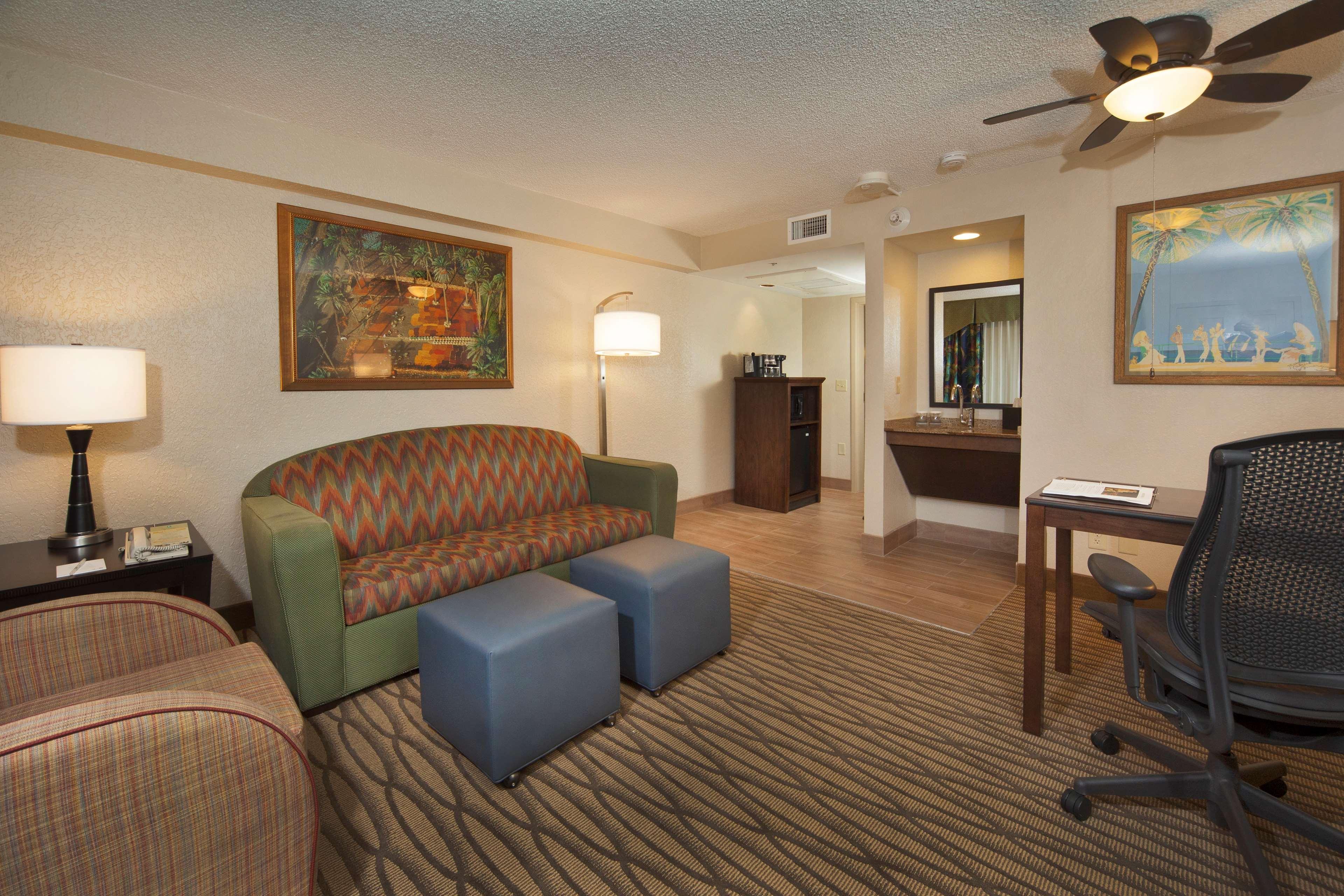 เอ็มบาสซี่ สวีทส์ โฮเต็ล ไมอามี่ อินเตอร์เนชั่นนัล แอร์พอร์ต Hotel ภายนอก รูปภาพ