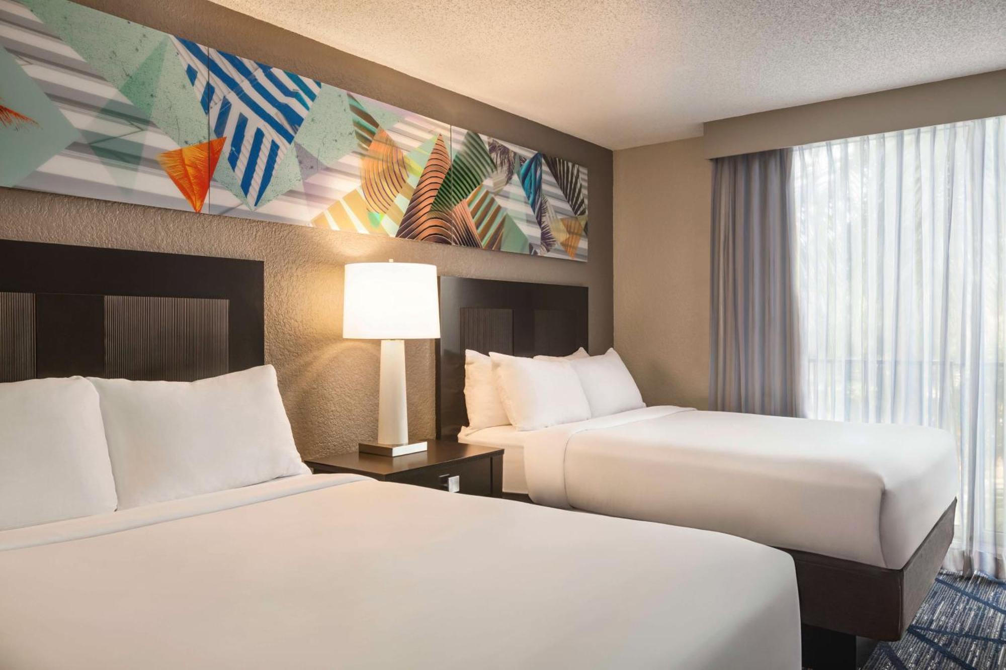 เอ็มบาสซี่ สวีทส์ โฮเต็ล ไมอามี่ อินเตอร์เนชั่นนัล แอร์พอร์ต Hotel ภายนอก รูปภาพ