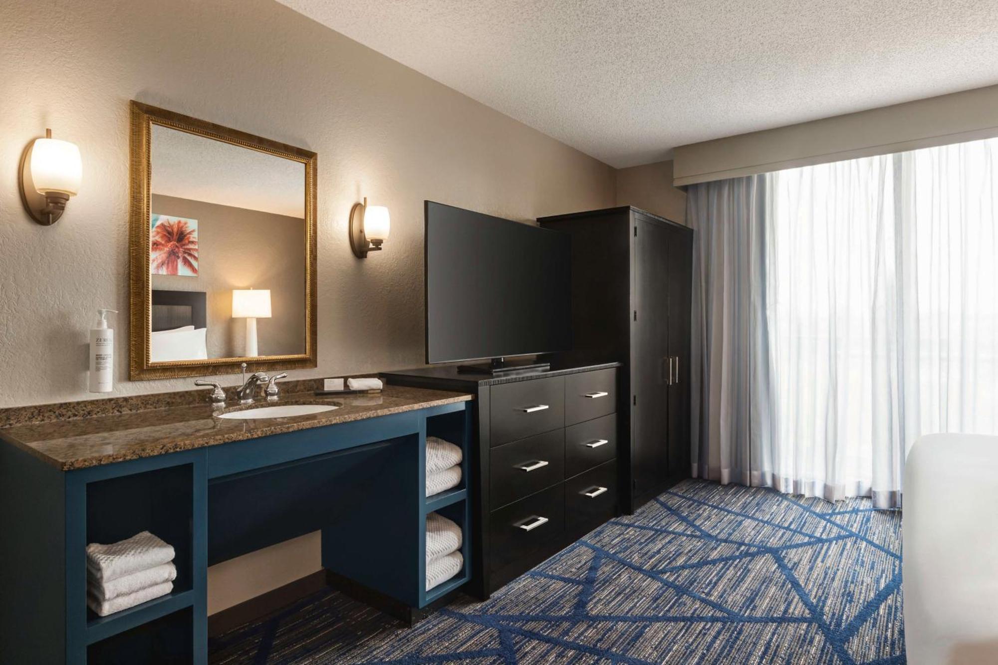 เอ็มบาสซี่ สวีทส์ โฮเต็ล ไมอามี่ อินเตอร์เนชั่นนัล แอร์พอร์ต Hotel ภายนอก รูปภาพ